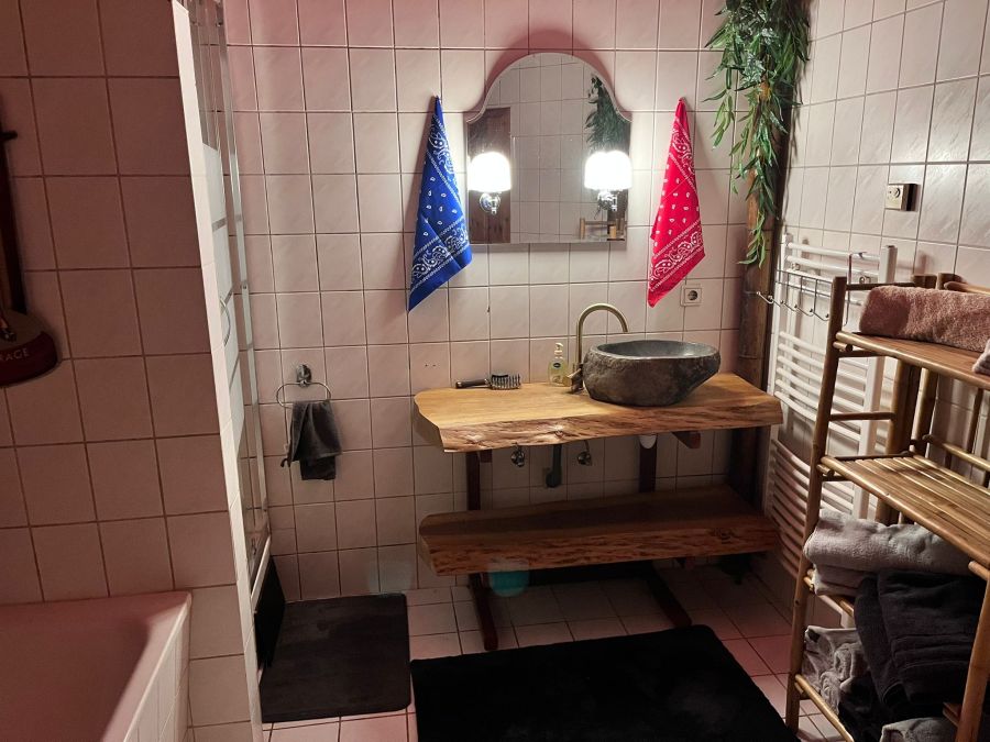 salle de bain &eacute;tage 